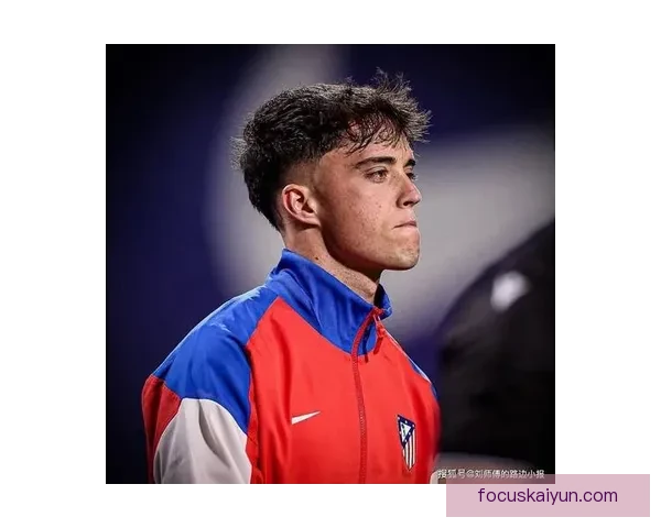 英超青训成果显著，新一代足球明星表现亮眼，未来赛场的希望之星逐渐崭露头角。